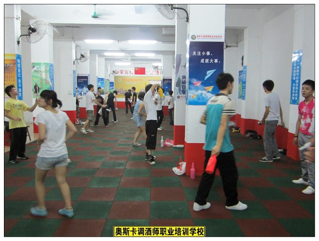 调酒师培训学校 花式调酒师培训学校 奥斯卡调酒师职业培训学校